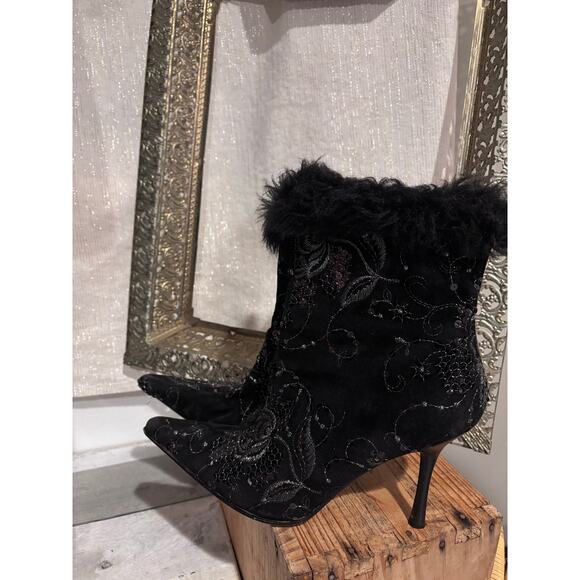 Womens Halloween Size 8M High Heel Boot Black Stilleto 92K - Picture 2 of 7